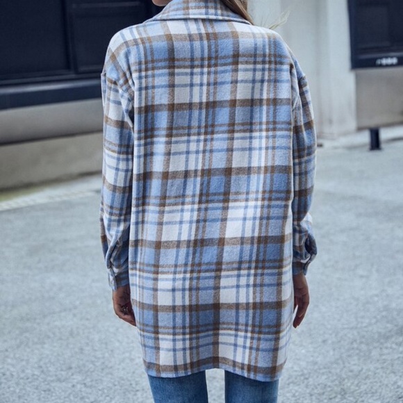 Blue Plaid pocket button up jacket shacket Cozy - Picture 5 of 5